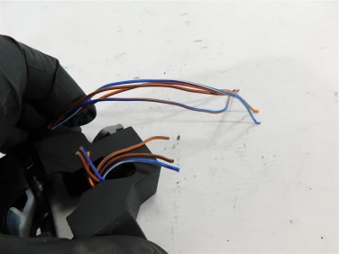 PrzeŁĄcznik prawy przÓd bmw g 310 r 21-25 u-12 61318406838