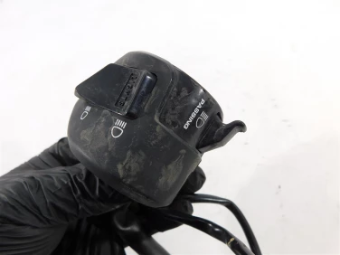 PrzeŁĄcznik lewy przÓd honda cbr 600 rr 03-04 u-11 35200mee641