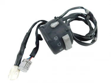 PRZEŁĄCZNIK PRAWY PRZÓD KAWASAKI KLZ 1000 VERSYS SE 19-24 U-11 460910581