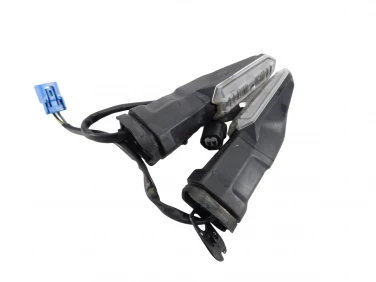 KIERUNEK KIERUNKOWSKAZ KAWASAKI KLZ 1000 VERSYS SE 19-24 U-11 230370572 230370571