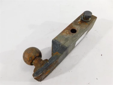 Hak kula zaczep arctic cat 700 u-11