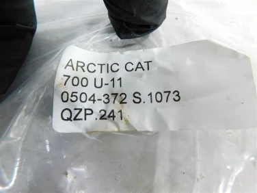 Zwrotnica prawa arctic cat 700 u-11 0504-372