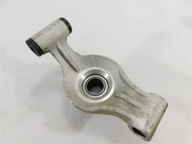 Zwrotnica lewa arctic cat 700 u-11 0504-373