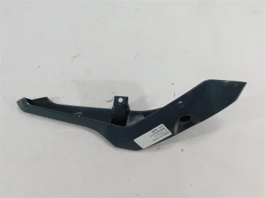 Ogon owiewka tyŁ lewy bmw g 310 r 21-25 u-11 46638556777