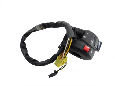 PRZEŁĄCZNIK LEWY PRZÓD SUZUKI GSX-R 750 08-10 U-11 3740037H13