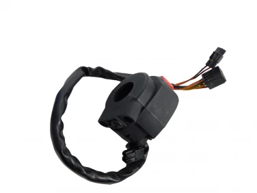 PRZEŁĄCZNIK PRAWY PRZÓD SUZUKI GSX-R 750 08-10 U-11 3720021H01