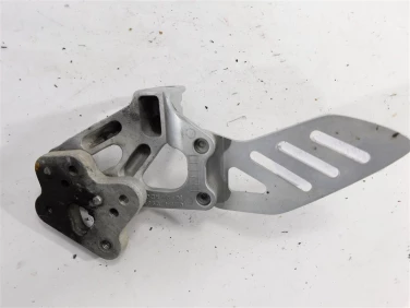 Set podnÓŻek lewy przÓd suzuki gsx-r 750 08-10 u-11 4352101h00