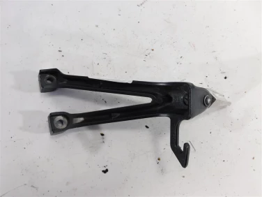 Set podnÓŻek lewy tyŁ suzuki gsx-r 750 08-10 u-11 4370037h10yap