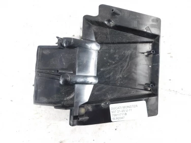 Plastik wypeŁnienie owiewka ducati monster 937 21-25 u-11 75811711b
