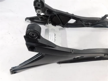 StelaŻ tyŁ tylni honda vfr 1200 f 09-17 u-11 50200mged03za