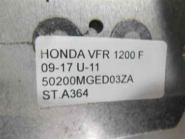 StelaŻ tyŁ tylni honda vfr 1200 f 09-17 u-11 50200mged03za