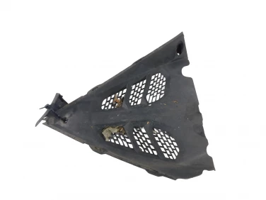 PŁUG PLASTIK OWIEWKA SUZUKI GSX-R 125 18-21 U-11 3283223K00