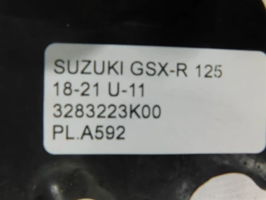 PŁug plastik owiewka suzuki gsx-r 125 18-21 u-11 3283223k00