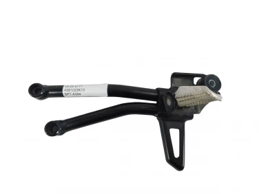 SET PODNÓŻEK PRAWY TYŁ SUZUKI GSX-R 125 18-25 U-11 4381023K10