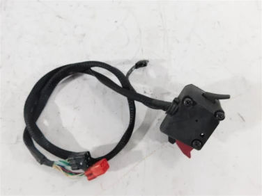 PrzeŁĄcznik lewy przÓd cf moto clx 700 cl-x 21-22 u-11 6guv-166000-6003