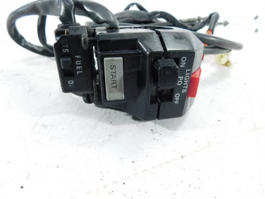 PrzeŁĄcznik prawy przÓd yamaha xv 1100 virago 86-99 u-11 3lp839720000