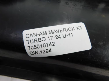 WypeŁnienie plastik can-am maverick x3 turbo 17-24 u-11 705010742