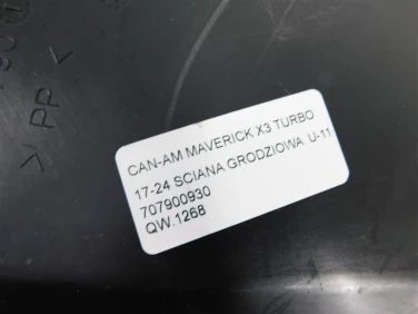 WypeŁnienie plastik can-am maverick x3 turbo 17-24 sciana grodziowa u-11 707900930