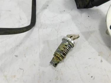 Zamek stacyjka kluczyk bmw k 1200 gt k41 01-05 u-11 51252313183