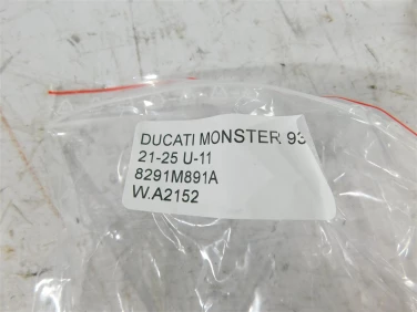 Plastik wypeŁnienie owiewka ducati monster 937 21-25 u-11 8291m891a