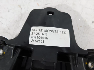Plastik wypeŁnienie owiewka ducati monster 937 21-25 u-11 46910443a