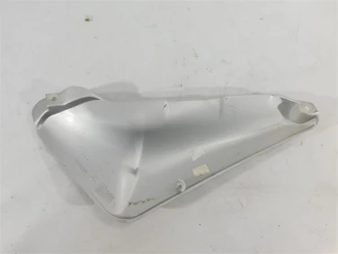 Ogon owiewka tyŁ prawy triumph tiger 955i 01-06 u-11 t2301698