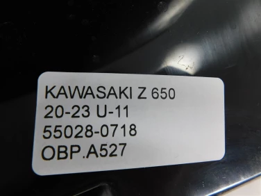 Owiewka bok boczna prawa kawasaki z 650 20-23 u-11 55028-0718
