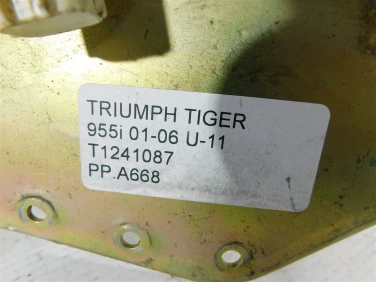 Pompa paliwa zbiornik triumph tiger 955i 01-06 u-11 t1241087