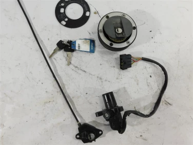 Zamek stacyjka kluczyk triumph tiger 955i 01-06 u-11 t2501032