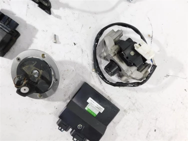 Komputer stacyjka zamek moduŁ kawasaki er-6n 650 12-16 u-11 21175-0705