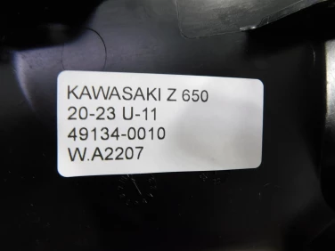 Plastik wypeŁnienie owiewka kawasaki z 650 20-23 u-11 49134-0010
