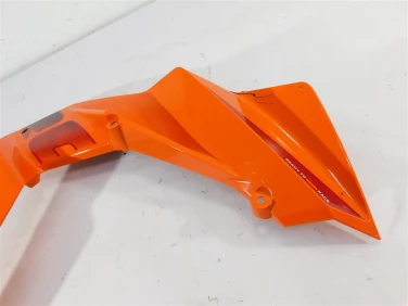 Owiewka bok boczna prawa ktm rc 390 22-24 u-11 jy181347