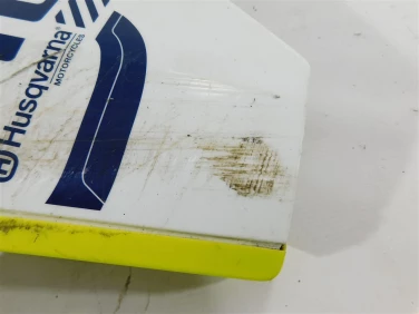 Owiewka bok boczna lewa husqvarna 701 supermoto 16-23 u-11 27008050000