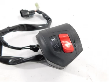 PrzeŁĄcznik prawy przÓd ktm rc 390 22-24 u-11 94811074000