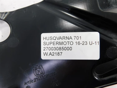 Plastik wypeŁnienie owiewka husqvarna 701 supermoto 16-23 27003085000