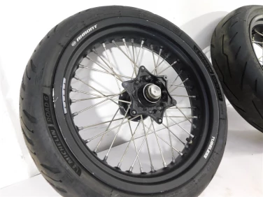 Felgi koŁa komplet husqvarna 701 supermoto 16-23 7501010114433 7500910114433 u-11