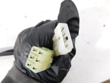 PrzeŁĄcznik prawy przÓd husqvarna 701 supermoto 16-23 76011073100 u-11