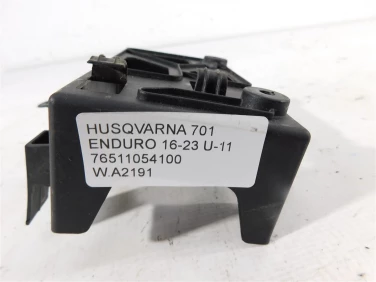 Plastik wypeŁnienie owiewka husqvarna 701 enduro 16-23 u-11 76511054100