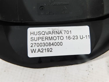 Plastik wypeŁnienie owiewka husqvarna 701 supermoto 16-23 u-11 27003084000