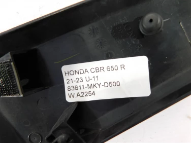 Plastik wypeŁnienie owiewka honda cbr 650 r 21-23 u-11 83611-mky-d500