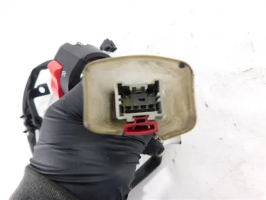 PrzeŁĄcznik prawy przÓd honda cbr 650 r 21-23 u-11 35130mknd11