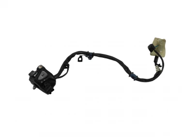 PRZEŁĄCZNIK LEWY PRZÓD HONDA CBR 650 R 21-23 U-11 35200MKND11