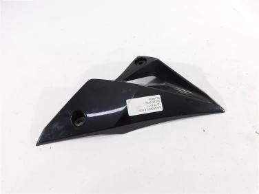 PŁug plastik owiewka kawasaki z 800 13-16 u-11 55028-0434