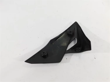 PŁug plastik owiewka kawasaki z 800 13-16 u-11 55028-0434