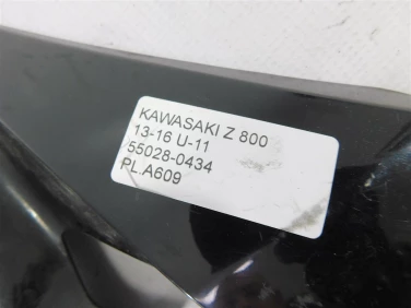 PŁug plastik owiewka kawasaki z 800 13-16 u-11 55028-0434