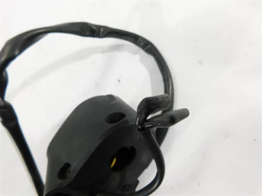 PrzeŁĄcznik prawy przÓd kawasaki z 650 20-23 u-11 460910488