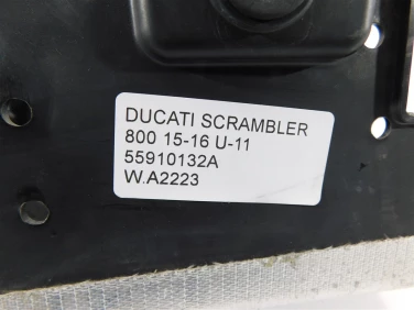 Plastik wypeŁnienie owiewka ducati scrambler 800 15-16 u-11 55910132a