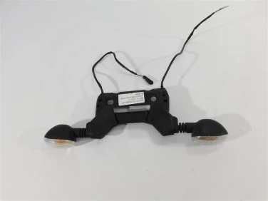 Kierunek kierunkowskaz ducati scrambler 800 15-16 u-11 53040155b 53040165b