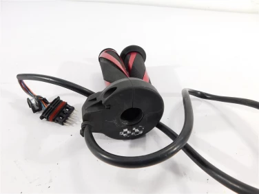 Manetka rolgaz przÓd aprilia shiver 900 17-18 u-11 2d000095 ap8118579