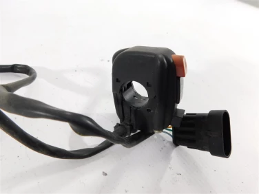 PrzeŁĄcznik prawy przÓd aprilia shiver 900 17-18 u-11 b045021